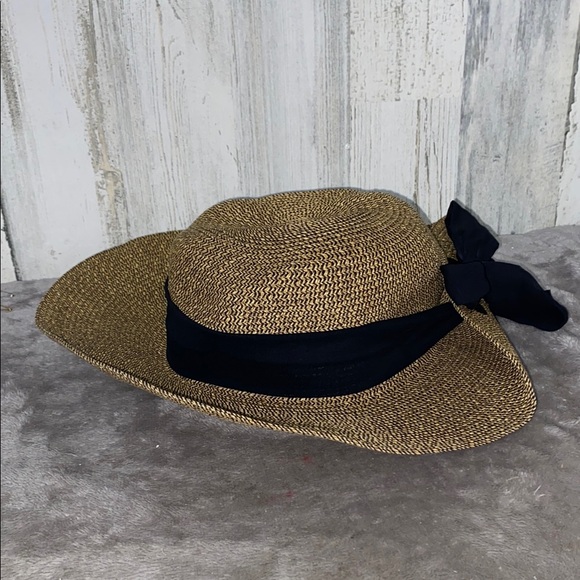 0519 Stylish Tan and Black Riviera Women’s Hat - Picture 3 of 6